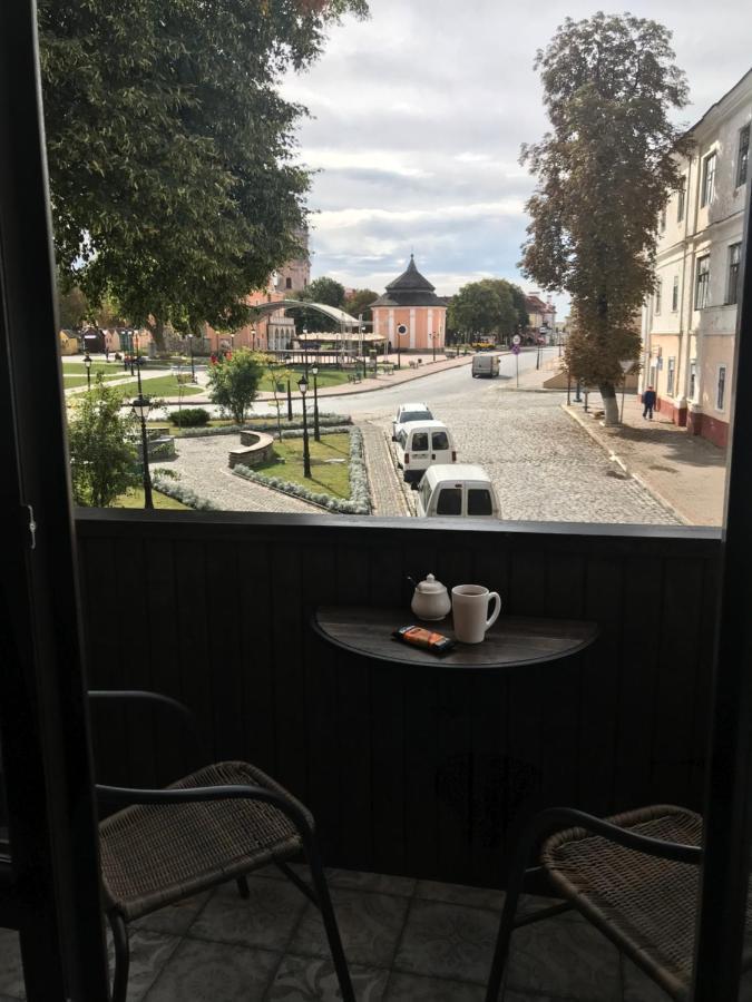 Бажане Місце Apartment Kamianets Podilskyi Bagian luar foto